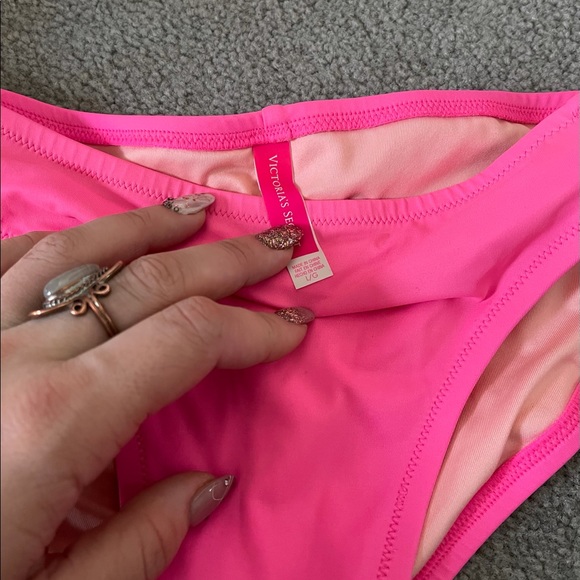 COPY - VS neon pink cheeky bikini bottom - Picture 3 of 3